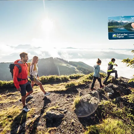 ホテル Ever Gruen カプルーン