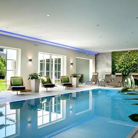 Ever Gruen ホテル 4*